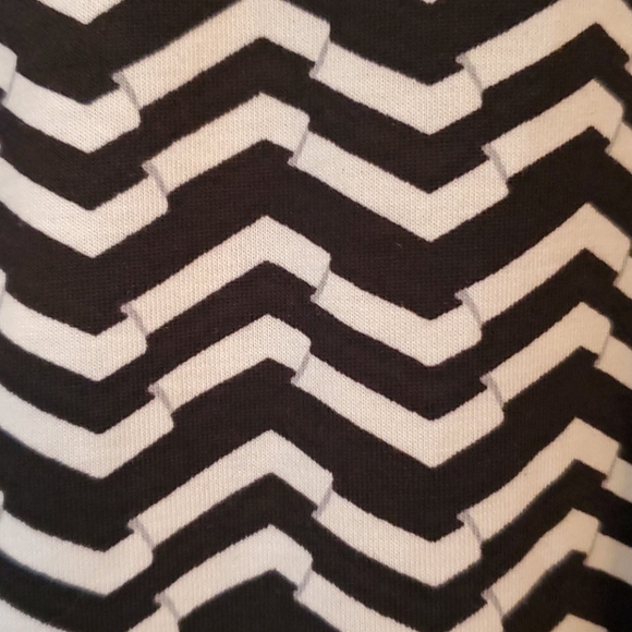 Lularoe Randy - Picture 2 of 2